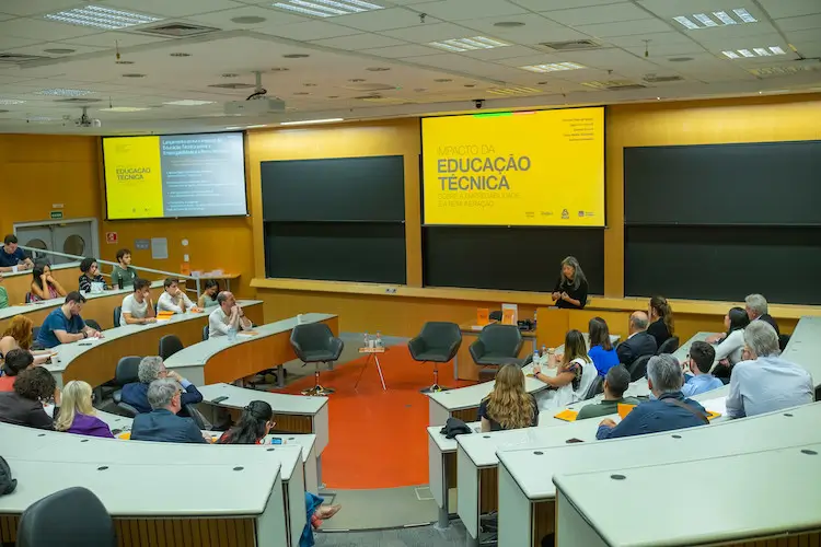 Educação técnica é um investimento com retorno certo